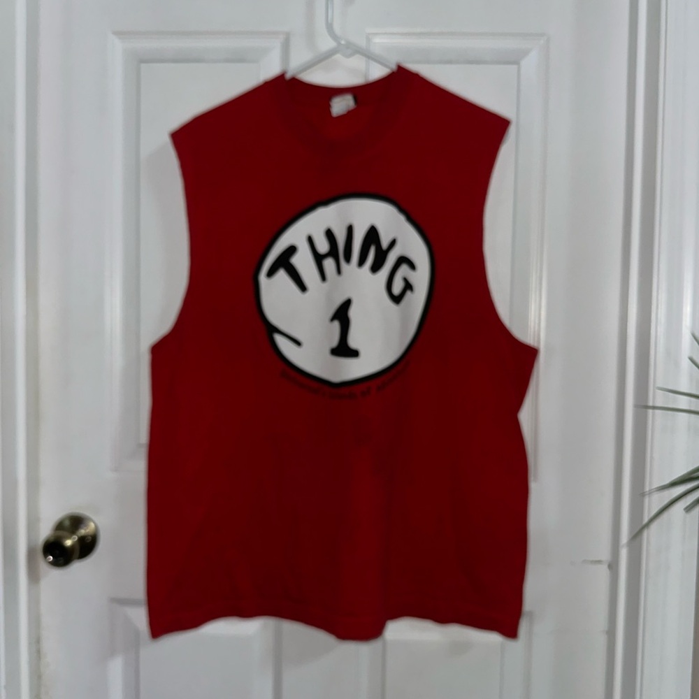 Universal Studios Thing 1 Tank Top XL